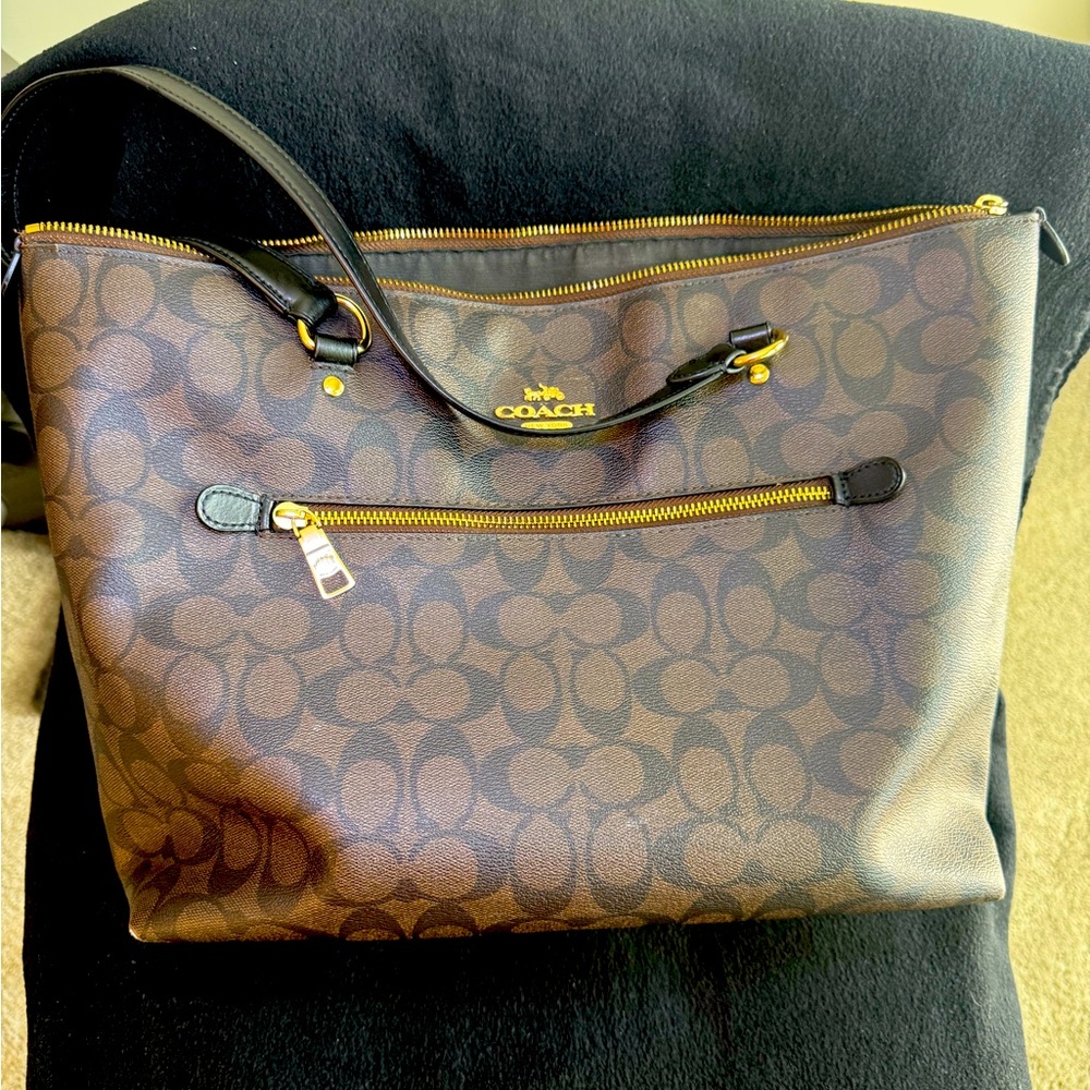 Coach, large tote